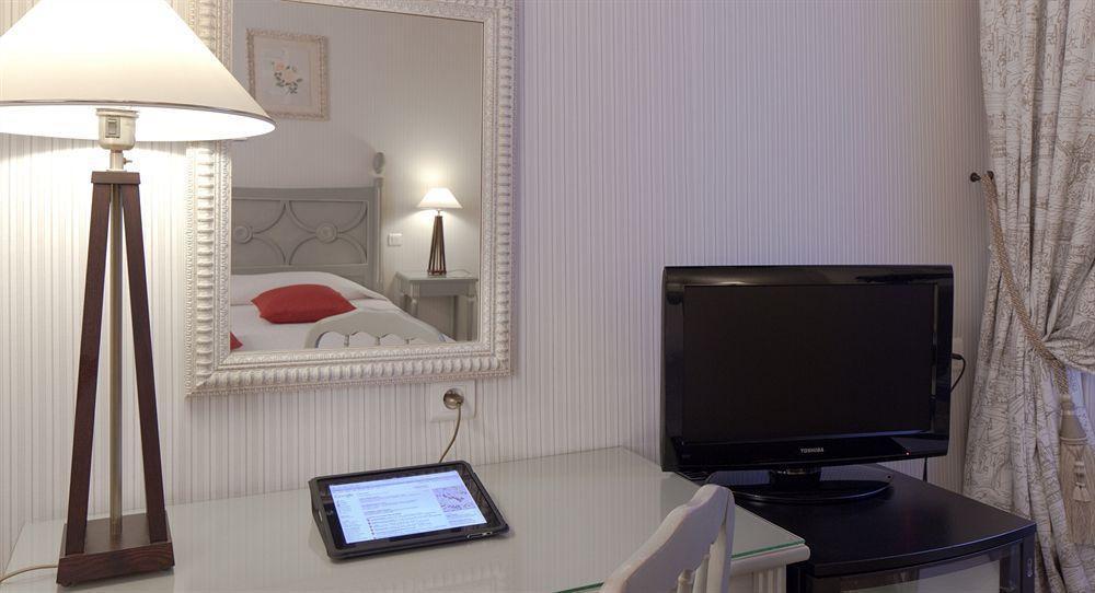 Hotel Beaubourg Paris Exteriör bild